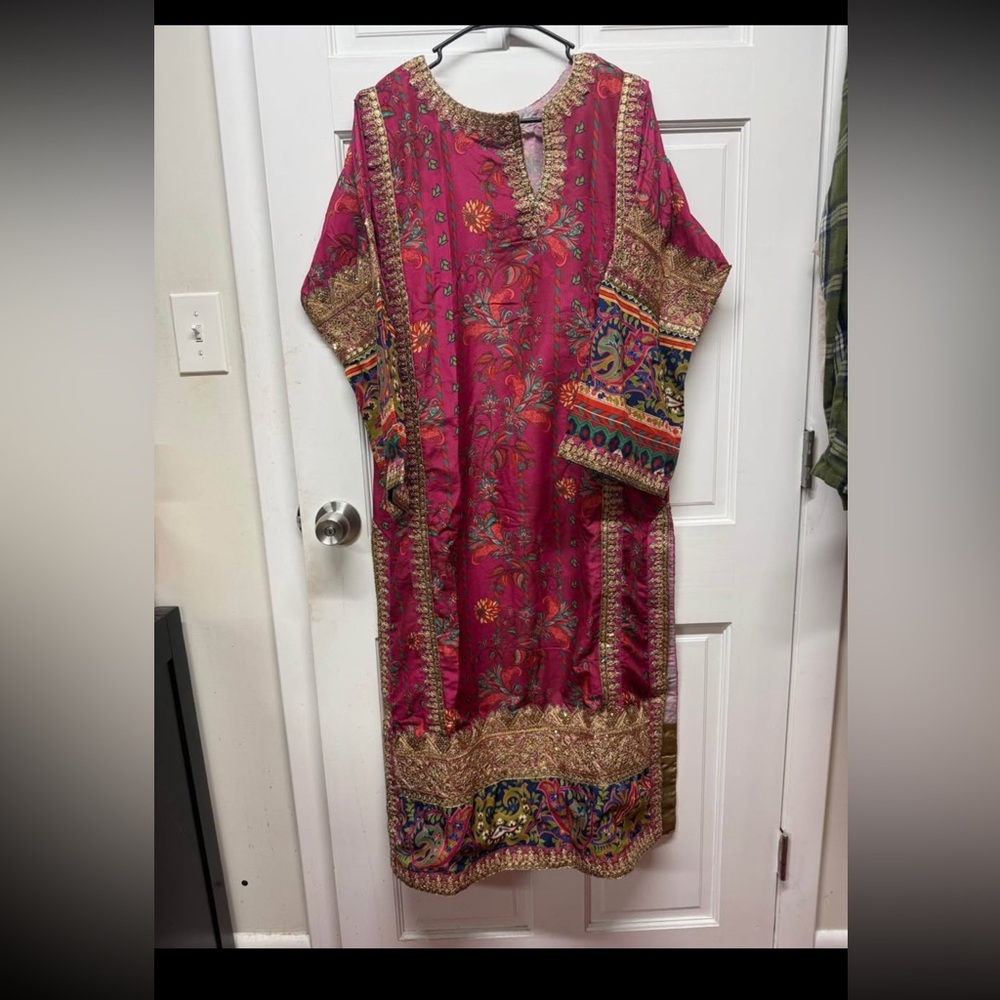Vibrant Floral long shirt dress in Deep Magenta